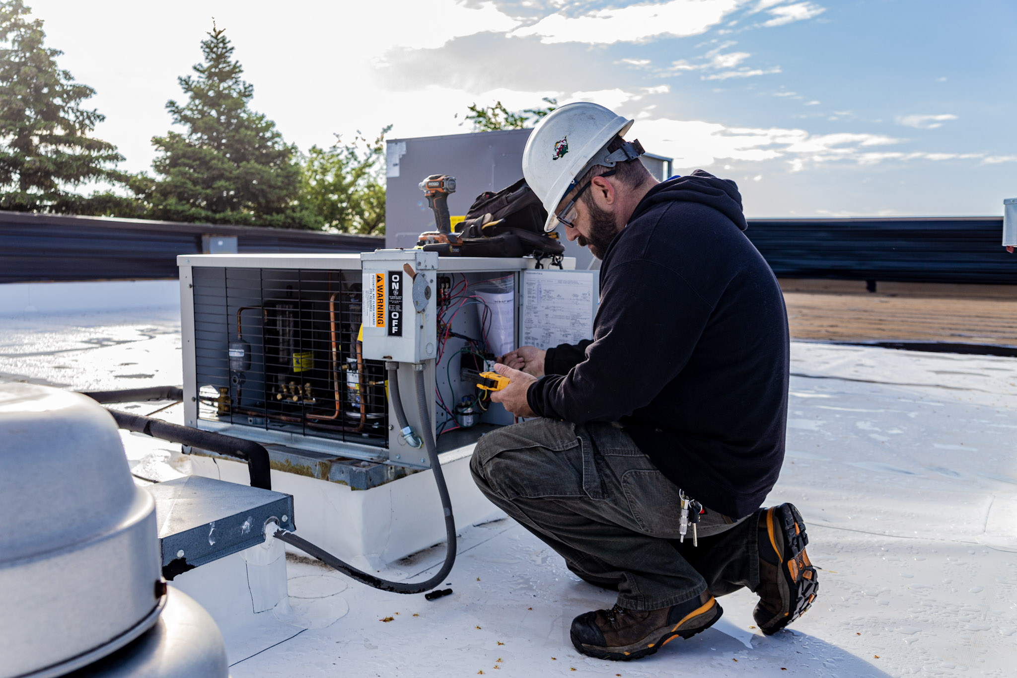 Dedicated And Experienced Commercial HVAC/R Professionals